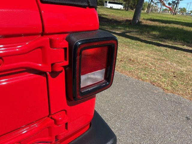 Used 2024 Jeep Wrangler Sport image 15