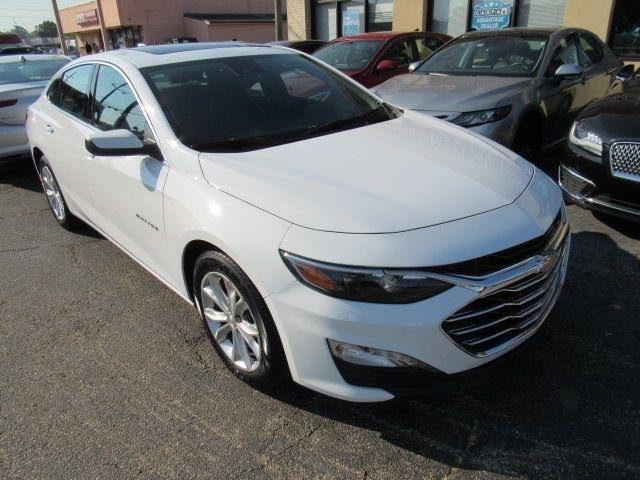 Used 2024 Chevrolet Malibu LT image 1