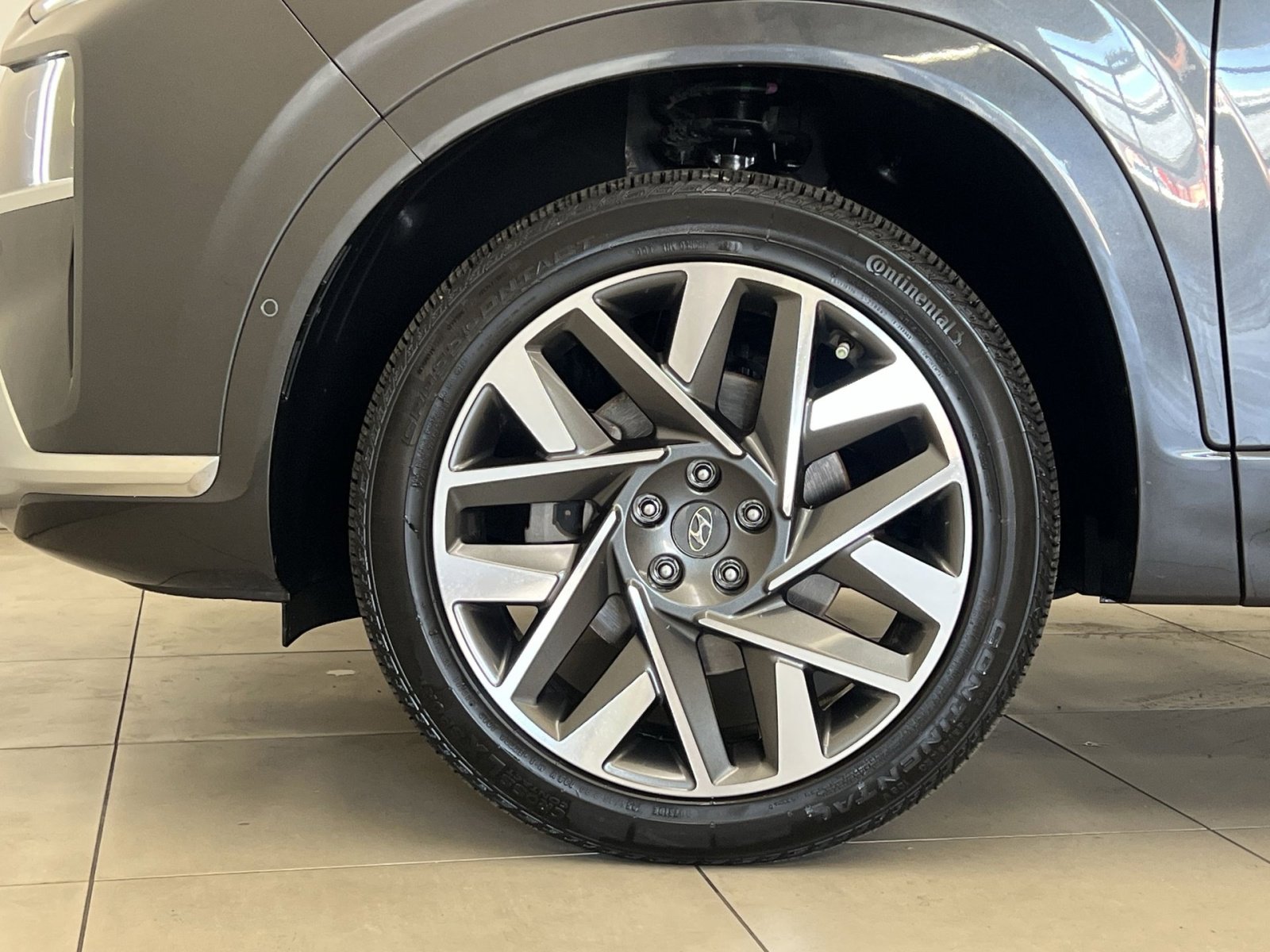 Used 2022 Hyundai Santa Fe Calligraphy image 10