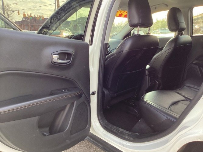 Used 2020 Jeep Compass Limited image 7