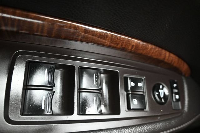 Used 2020 Acura MDX SH-AWD image 30