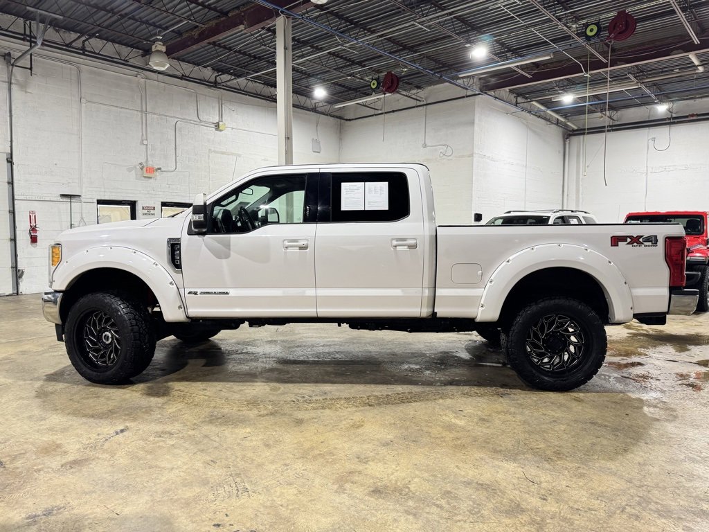 Used 2017 Ford F250 Lariat w/ Lariat Value Package image 9