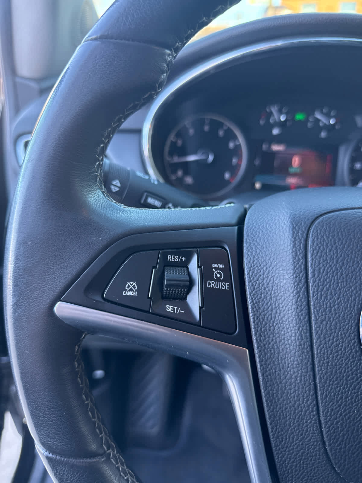 Used 2022 Buick Encore Preferred w/ Safety Package image 16