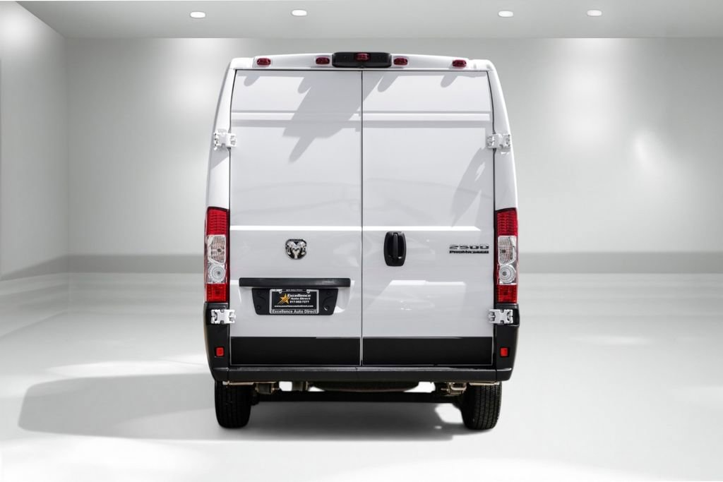 Used 2023 RAM ProMaster 2500 image 7