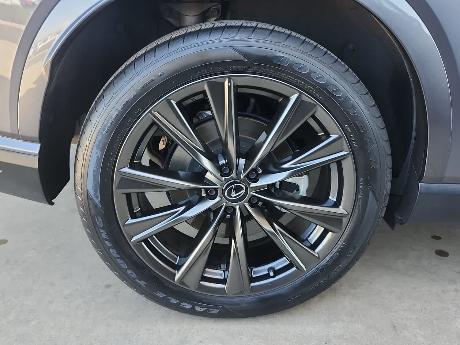Used 2023 Lexus RX 350 F Sport w/ Cold Area Package AWD/4WD image 9