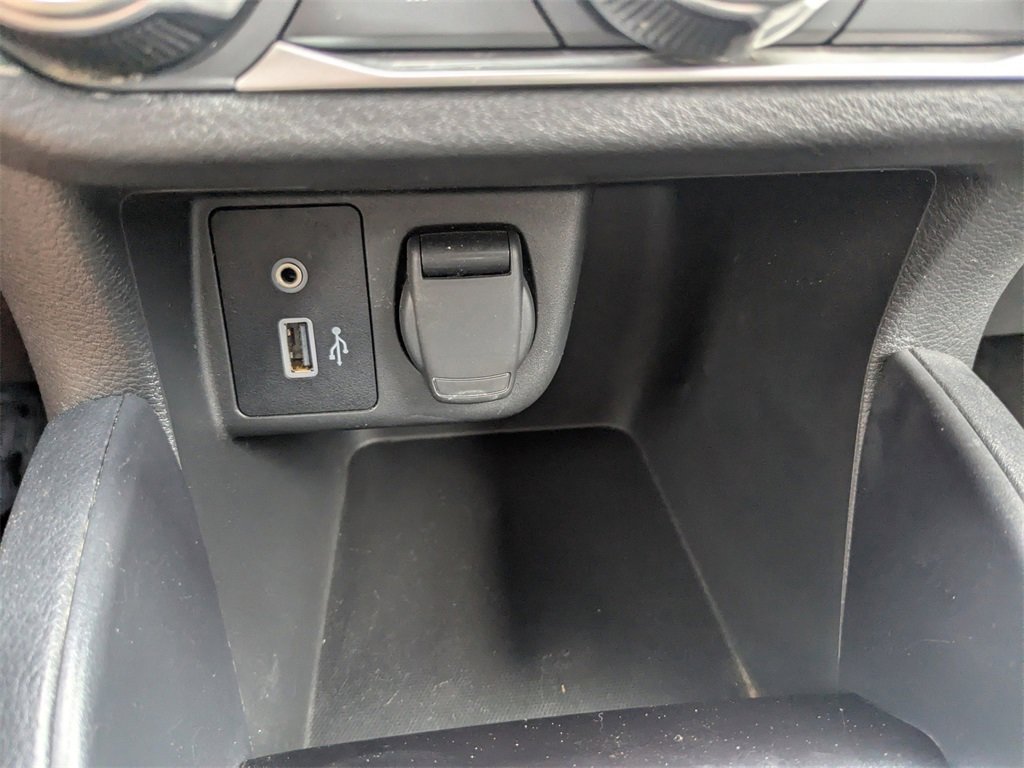 Used 2021 Nissan Versa SV image 21