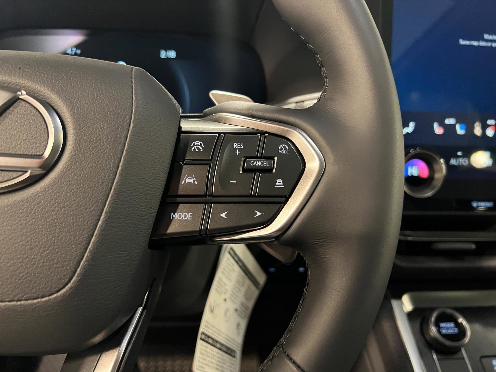 Used 2026 Lexus GX 550 w/ Cold Area Package image 13