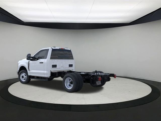 New 2025 Ford F350 XL w/ XL Chrome Package image 26