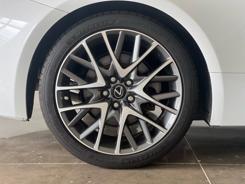 Used 2015 Lexus RC 350 w/ F Sport w/Summer Tires image 9