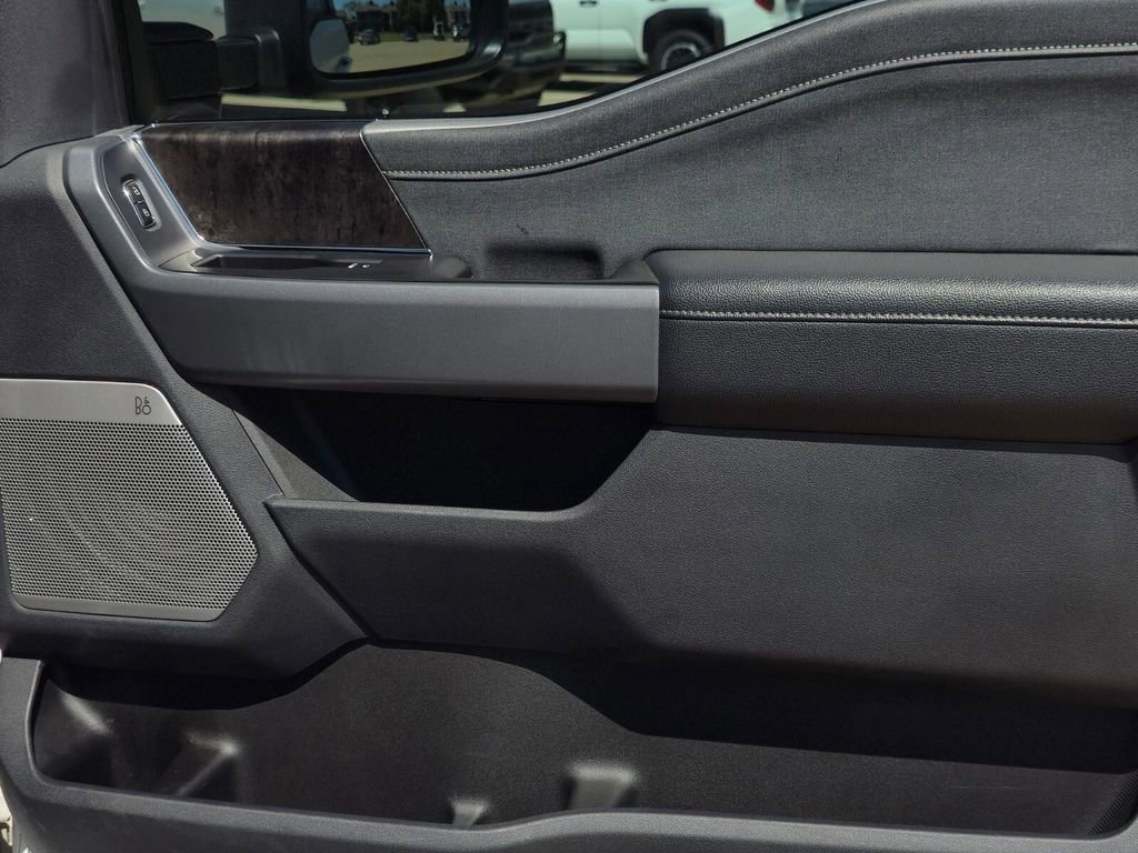 Used 2023 Ford F250 Lariat w/ Black Appearance Package image 38