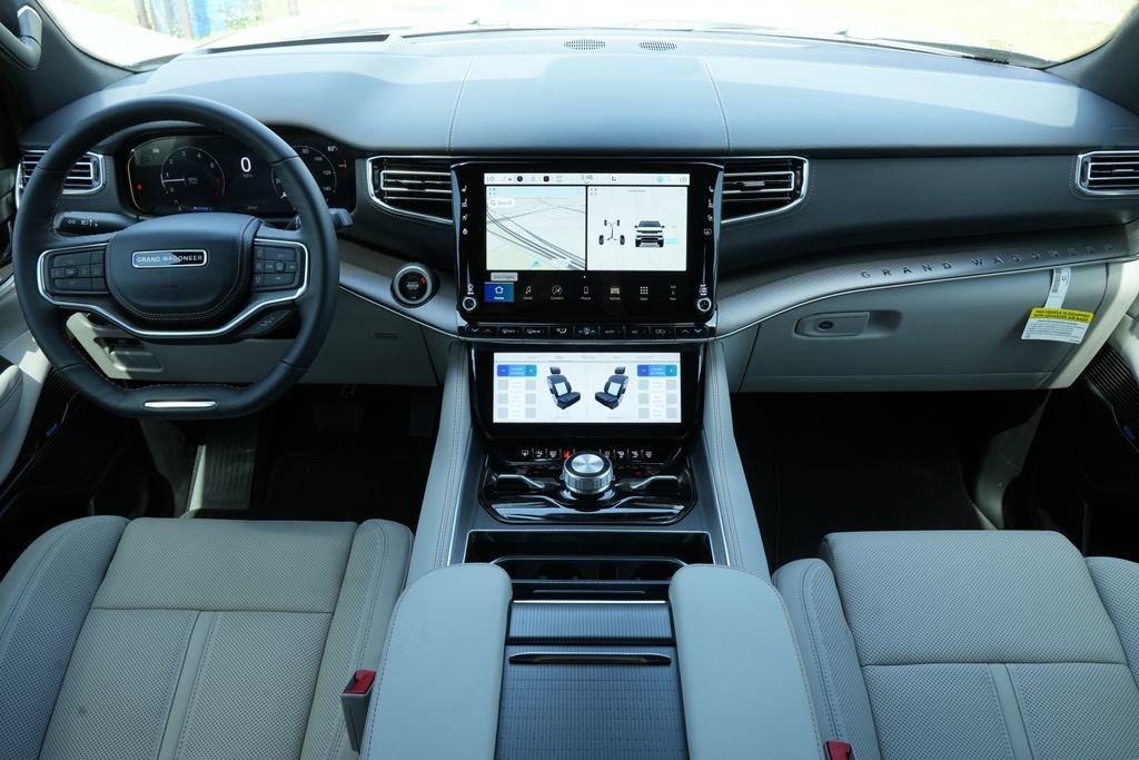 New 2026 Jeep Grand Wagoneer Summit image 5