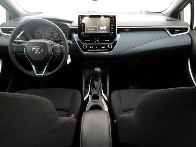 Used 2020 Toyota Corolla SE FWD image 3