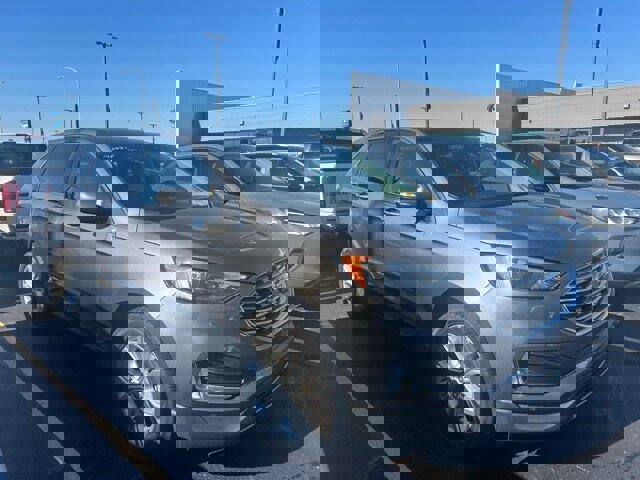 Certified 2023 Ford Edge Titanium image 1