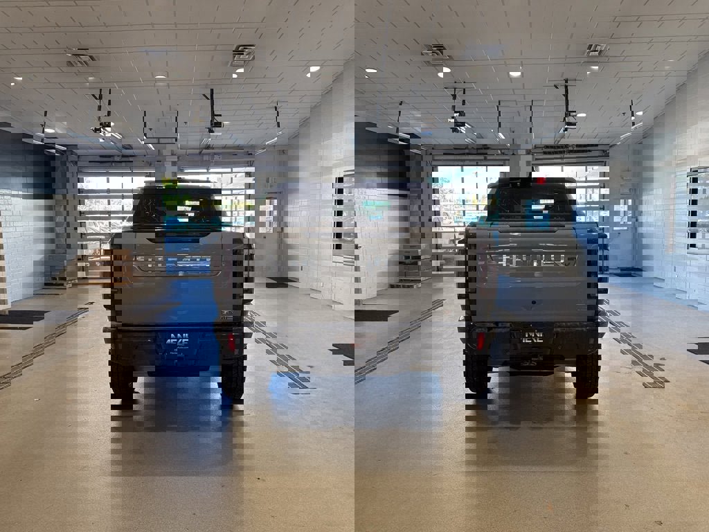 New 2026 GMC Hummer EV 4x4 Crew Cab image 7