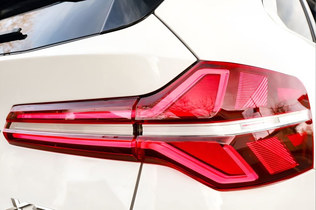 Used 2025 BMW X3 xDrive30i image 37