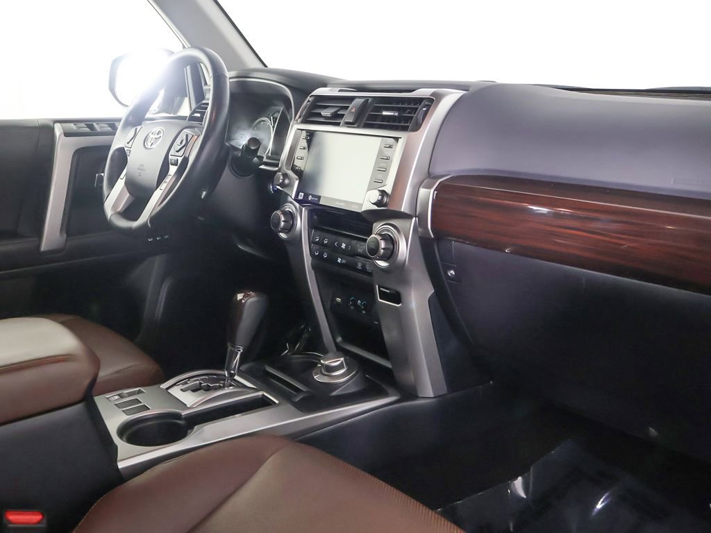 Used 2023 Toyota 4Runner Limited AWD/4WD image 27