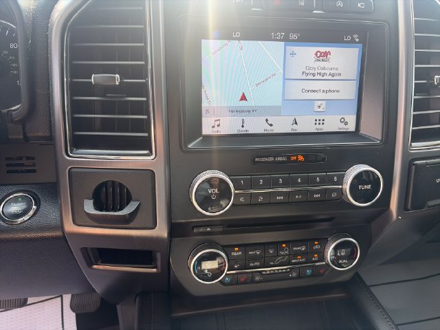 Used 2018 Ford Expedition Platinum AWD/4WD image 25