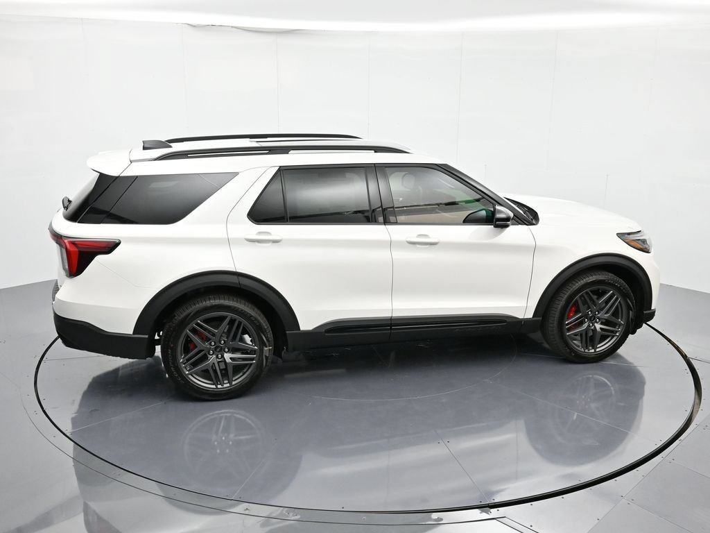 New 2026 Ford Explorer ST w/ Sun And Sound Package RWD image 30