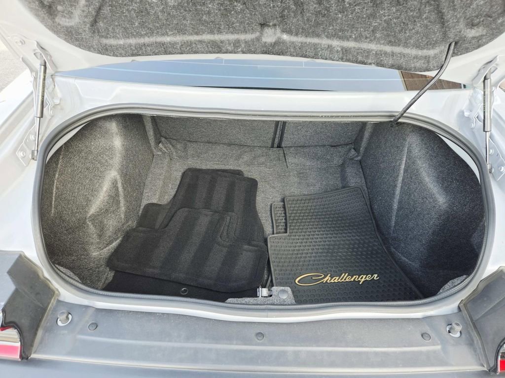 Used 2022 Dodge Challenger SXT w/ Blacktop Package image 13