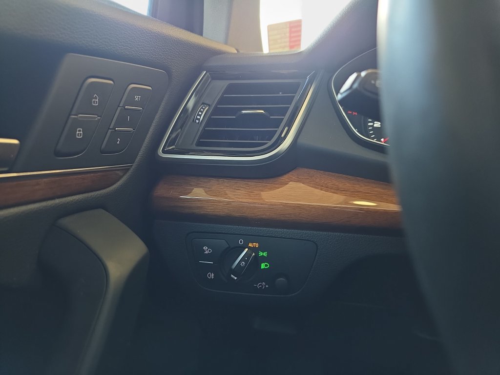 Certified 2023 Audi Q5 2.0T Premium w/ Convenience Package AWD/4WD image 27