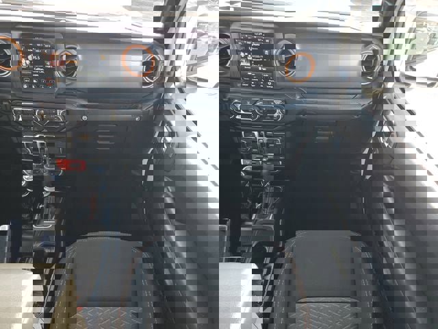 Certified 2022 Jeep Gladiator Mojave w/ Trailer Tow Package image 23