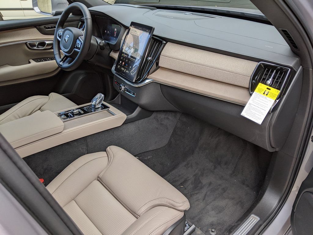 New 2026 Volvo XC90 B6 Ultra w/ Protection Package Premier AWD/4WD image 21