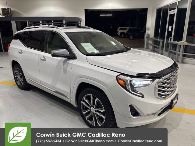 Used 2019 GMC Terrain Denali w/ Advanced Safety Package image 4