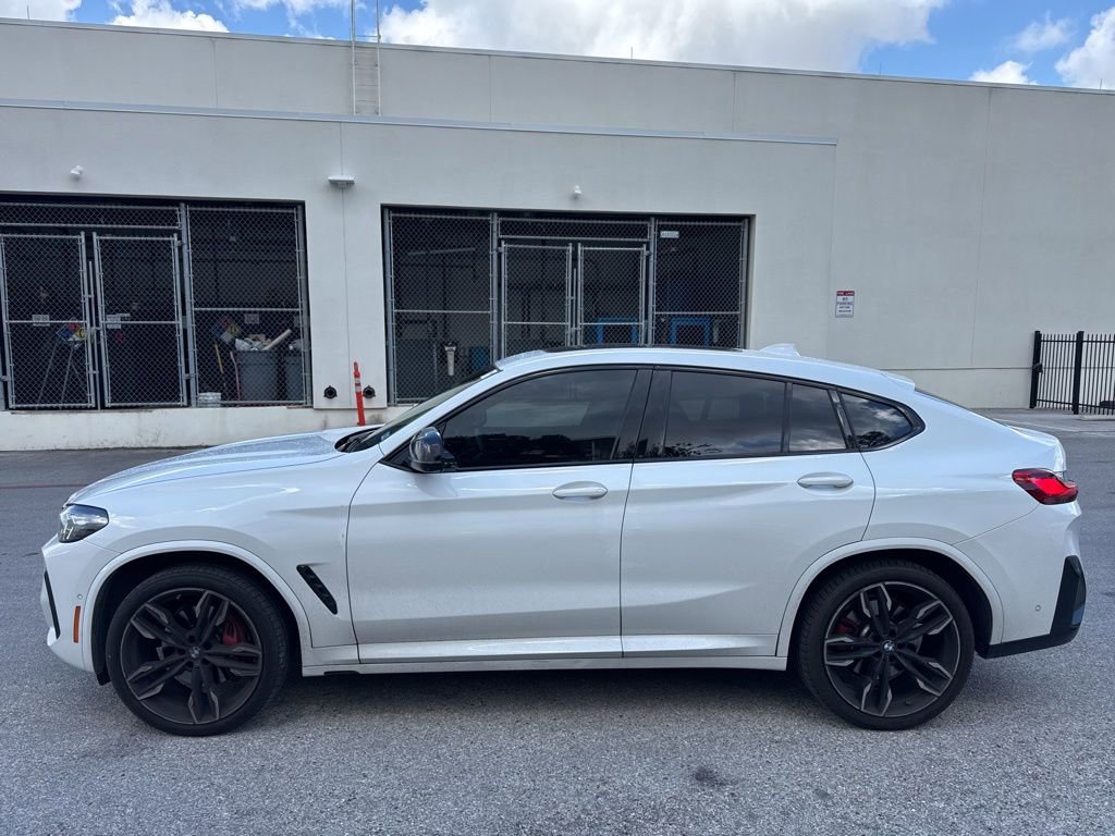 Certified 2023 BMW X4 M40i AWD/4WD image 4