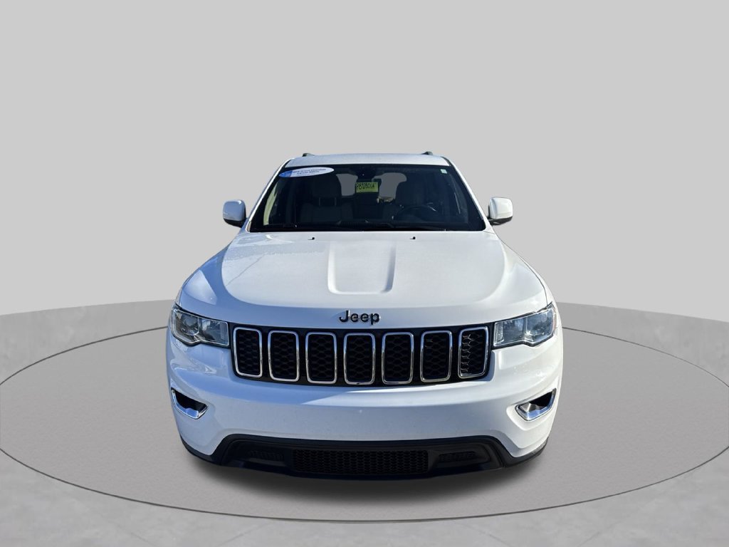 Used 2019 Jeep Grand Cherokee Laredo w/ Security & Convenience Group RWD image 3