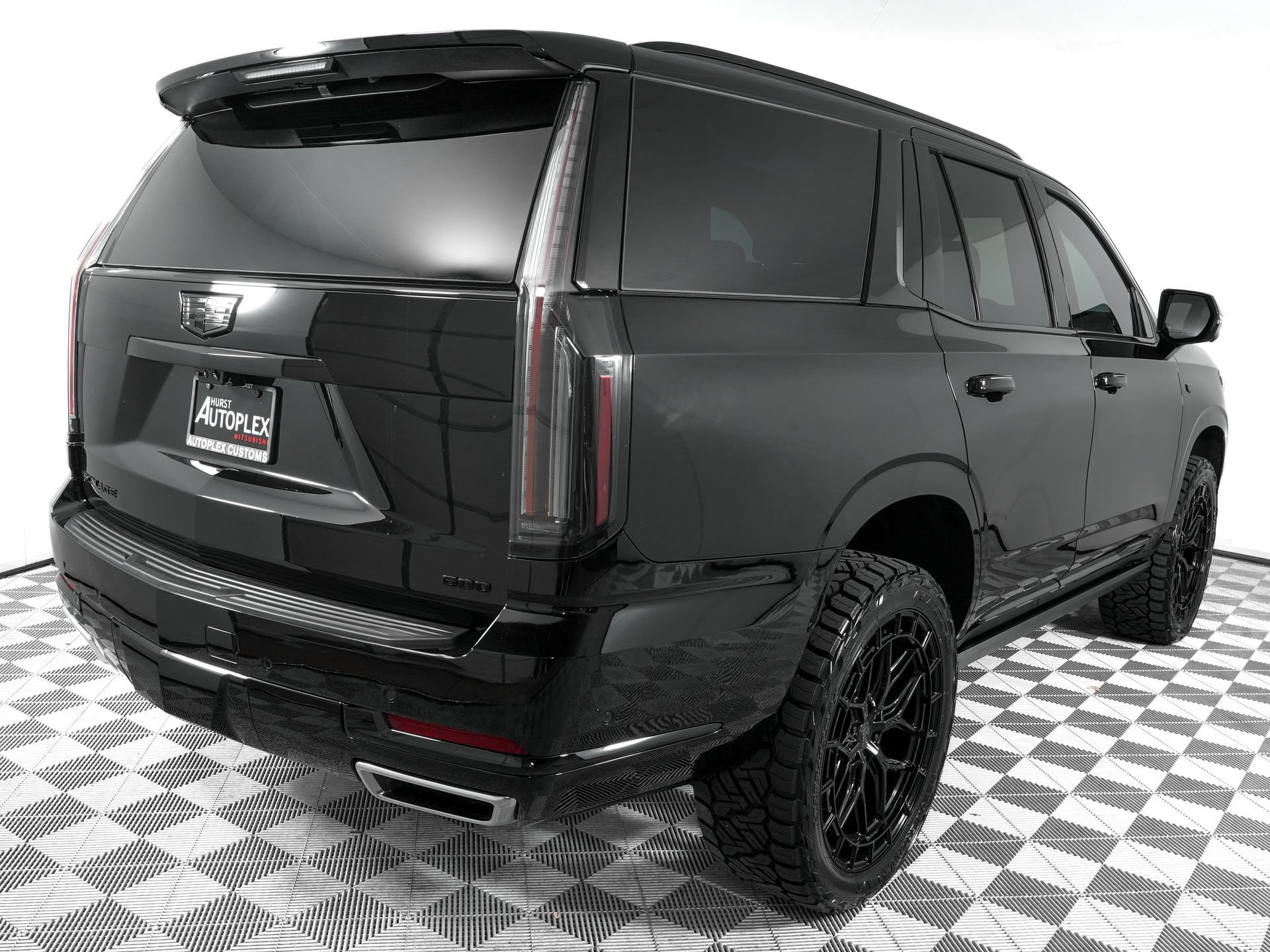 Used 2026 Cadillac Escalade Luxury w/ Touring Package AWD/4WD image 5