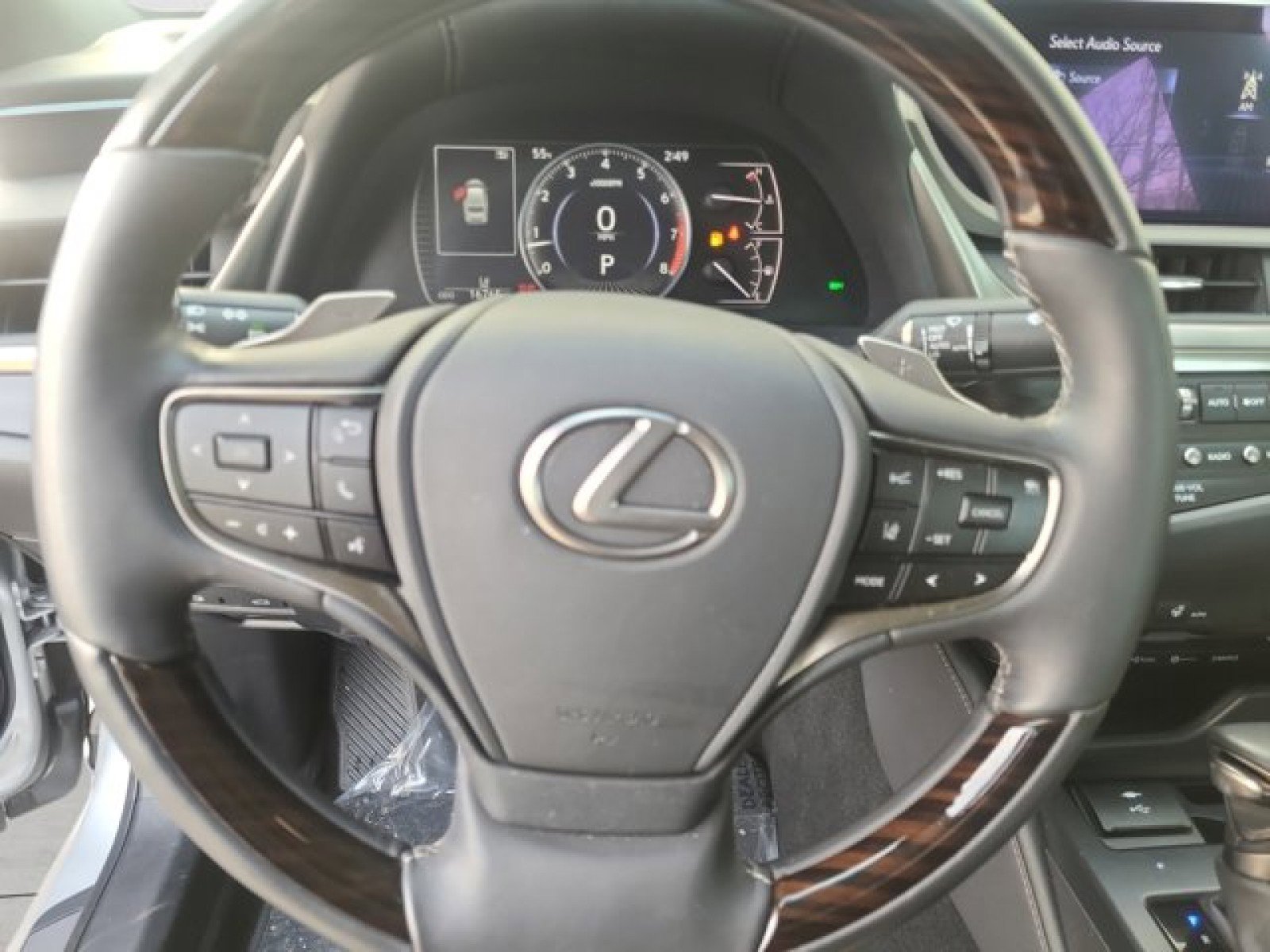Used 2021 Lexus ES 250 w/ Premium Package image 16