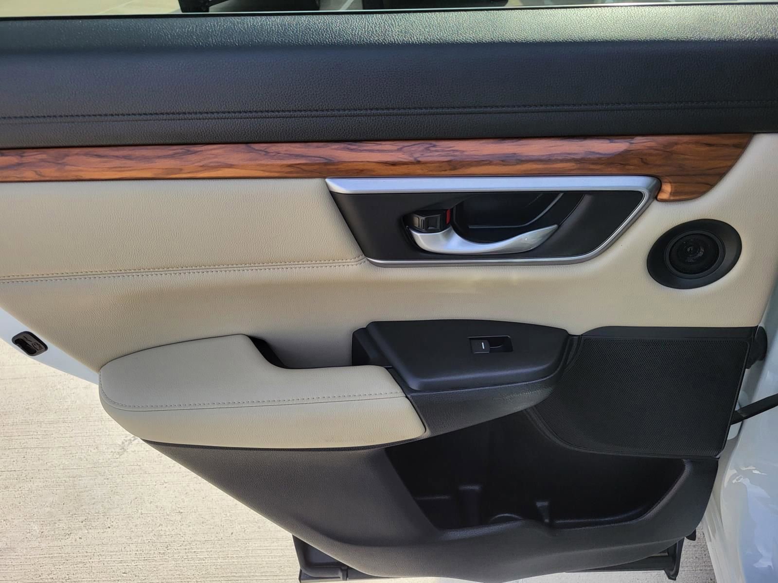 Used 2020 Honda CR-V Touring image 13