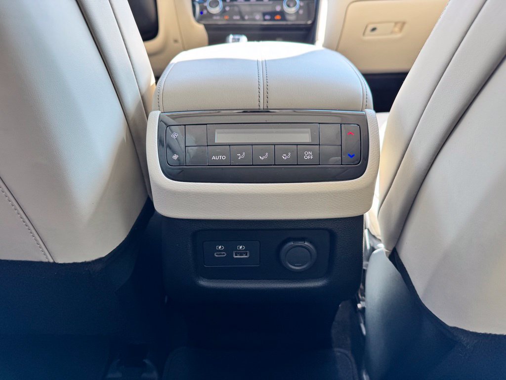 Used 2023 INFINITI QX60 Luxe w/ Cargo Package AWD/4WD image 29