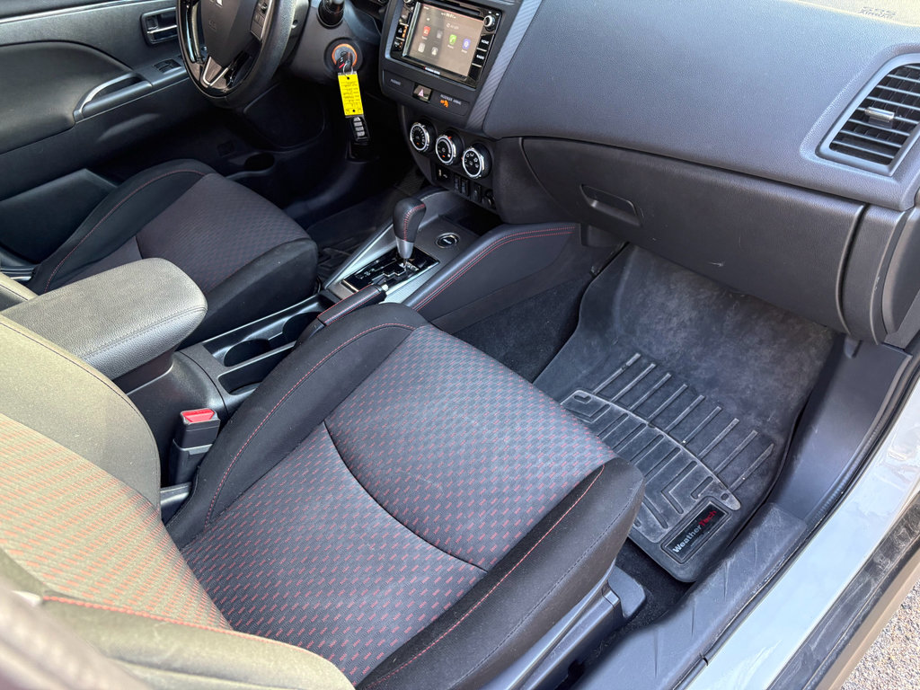 Used 2018 Mitsubishi Outlander Sport LE AWD/4WD image 26