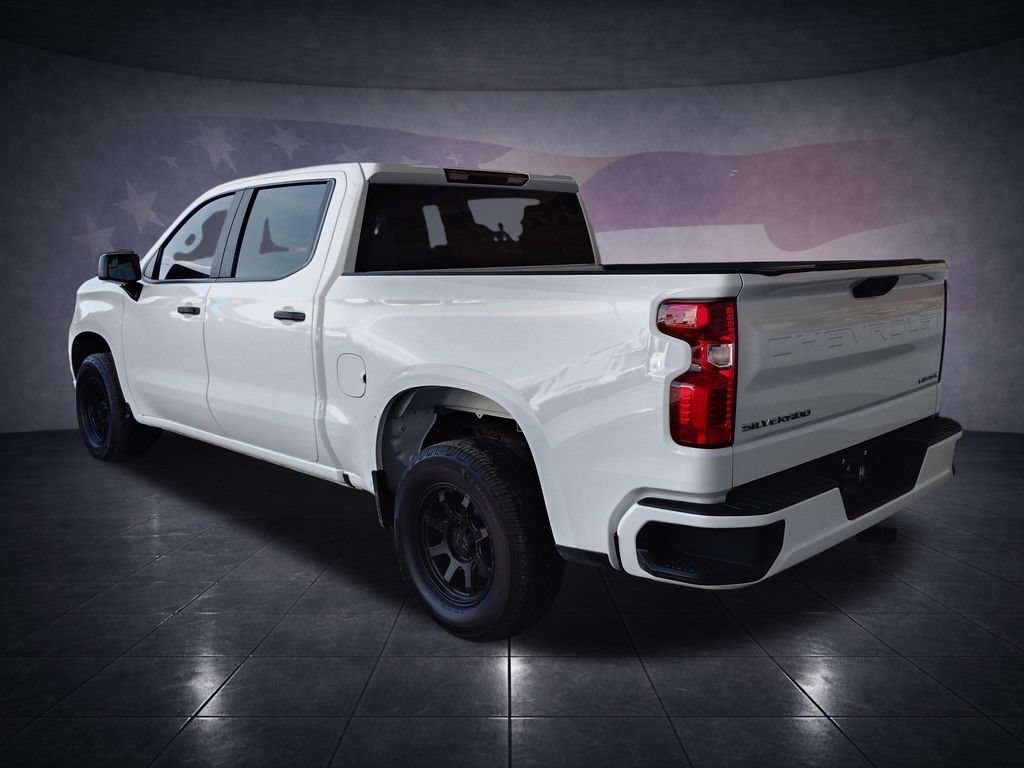 Used 2022 Chevrolet Silverado 1500 Custom RWD image 3