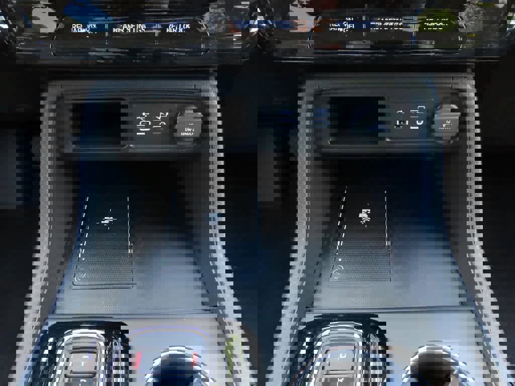 New 2025 Honda Pilot Touring image 23