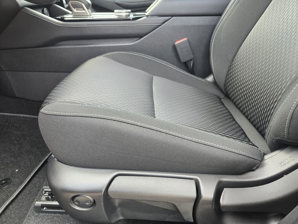 New 2026 Mitsubishi Outlander ES image 18