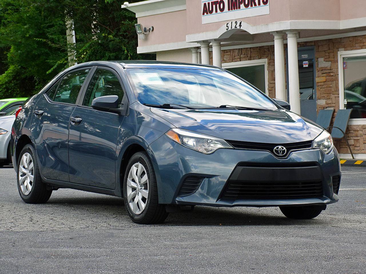 Used 2014 Toyota Corolla LE FWD image 10
