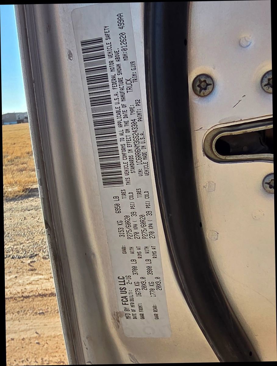 Used 2016 RAM 1500 Laramie w/ Convenience Group image 23