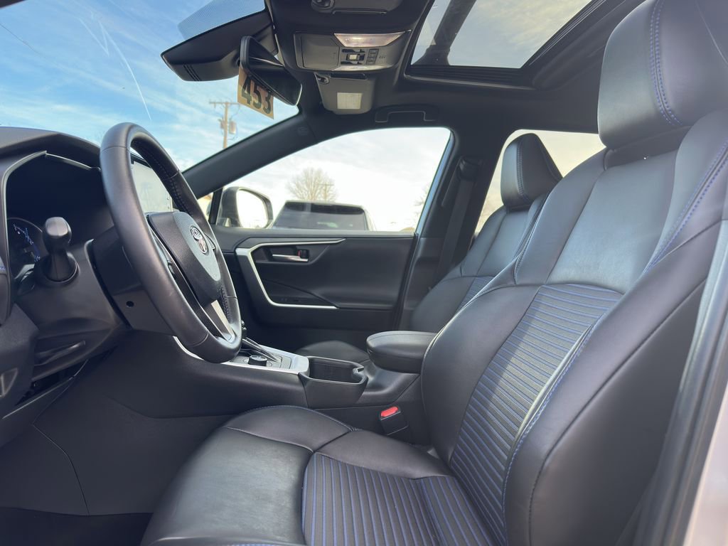 Used 2022 Toyota RAV4 XSE image 10