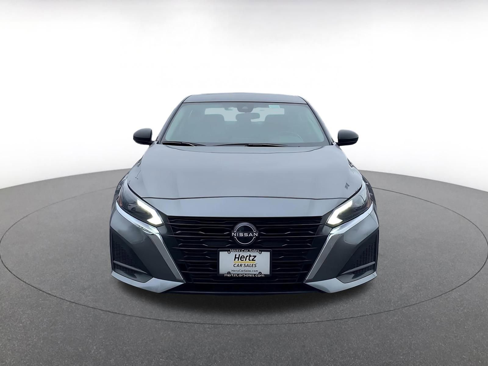 Used 2025 Nissan Altima 2.5 SV image 4