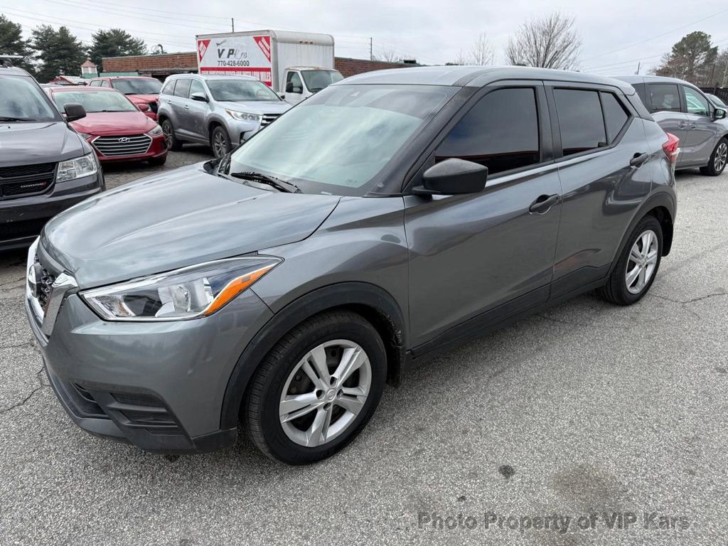 Used 2020 Nissan Kicks S image 19