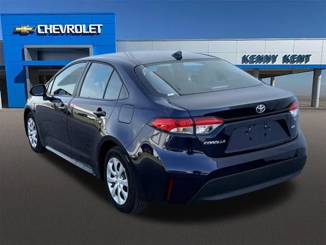 Used 2026 Toyota Corolla LE FWD image 27