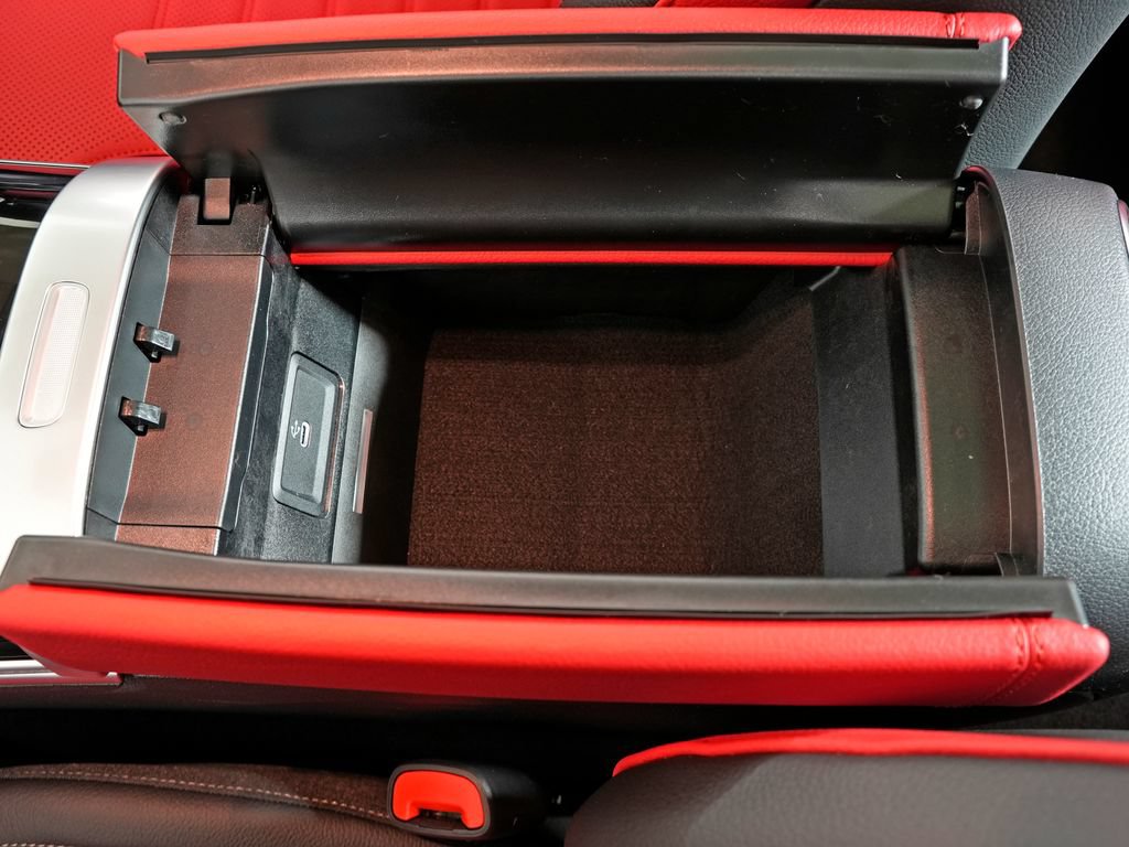 Certified 2026 Mercedes-Benz C 43 AMG 4MATIC Sedan image 23