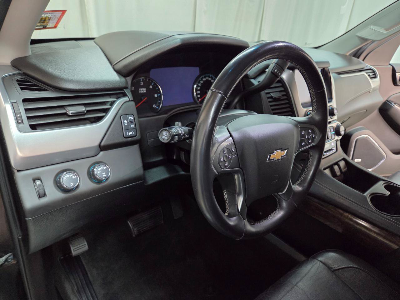 Used 2017 Chevrolet Tahoe LT AWD/4WD image 21