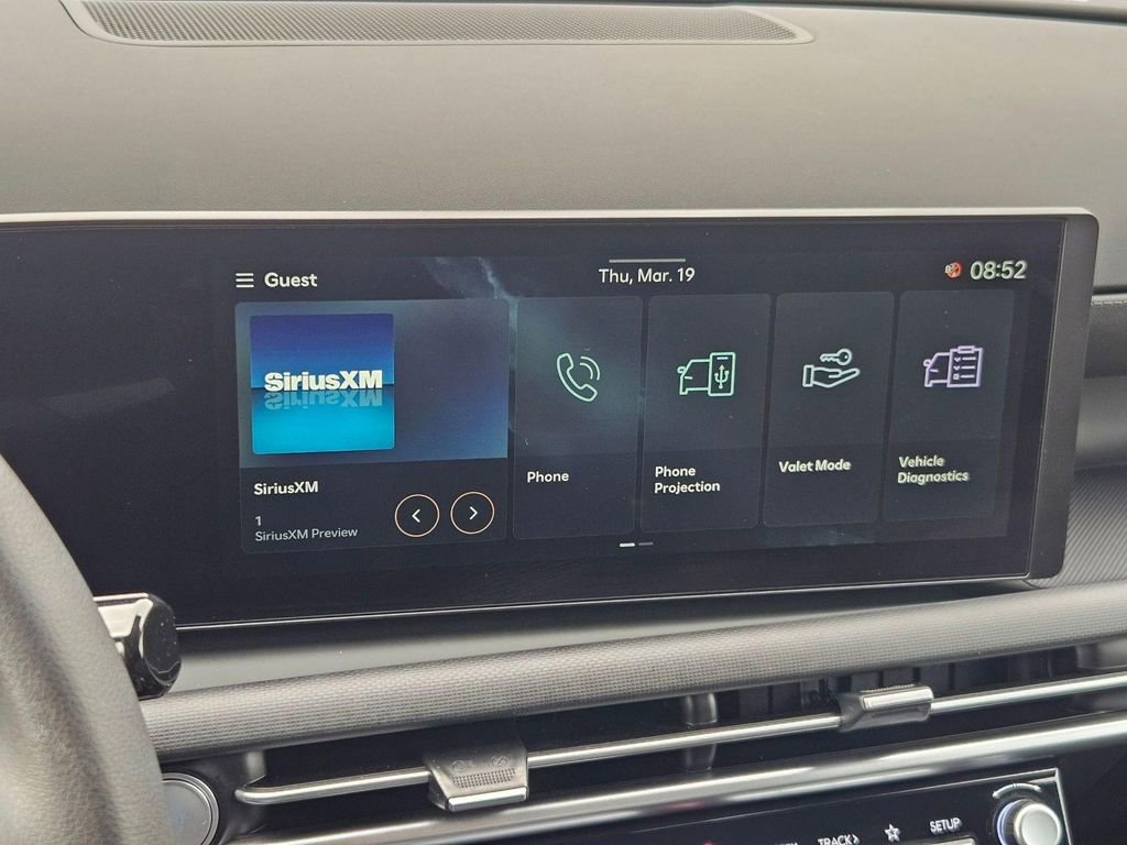 Certified 2025 Hyundai Santa Cruz SEL image 18