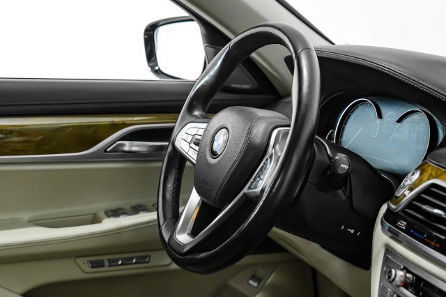 Used 2017 BMW 740i xDrive AWD SUNROOF LEATHER HEATED SEA image 11