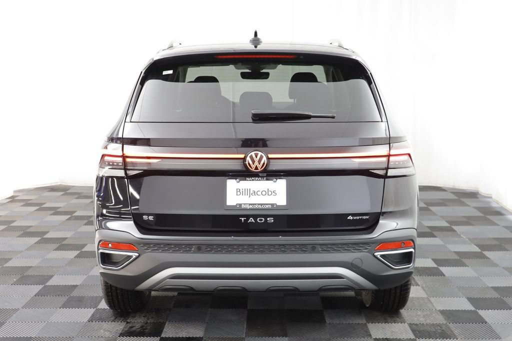 New 2026 Volkswagen Taos SE AWD/4WD image 17
