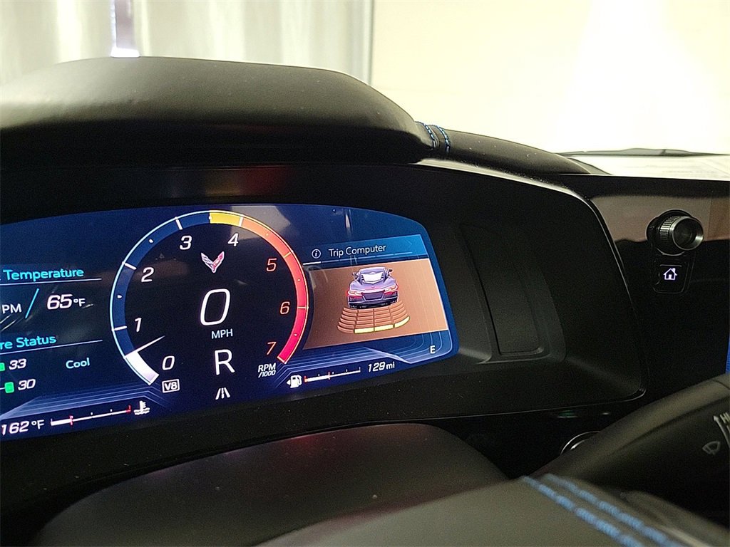 Used 2025 Chevrolet Corvette Stingray Premium Cpe w/ Z51 Performance Package image 19