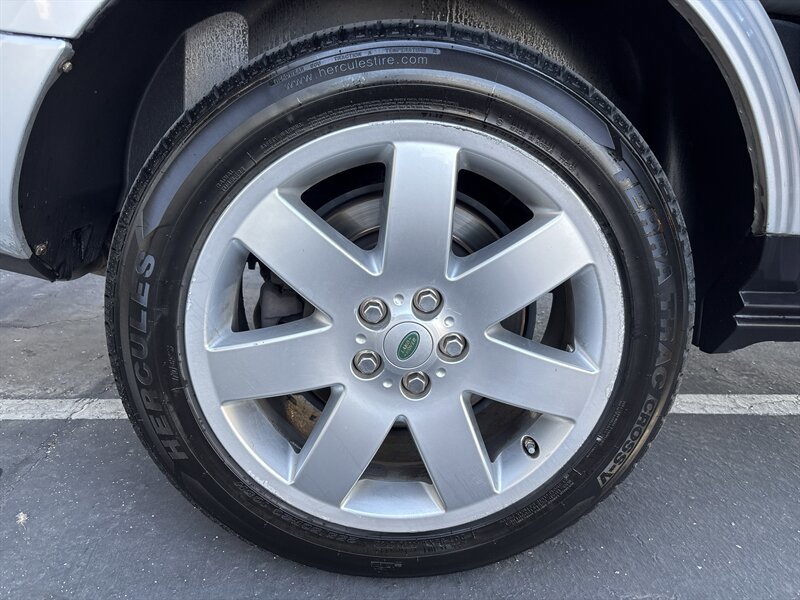 Used 2006 Land Rover Range Rover HSE AWD/4WD image 16